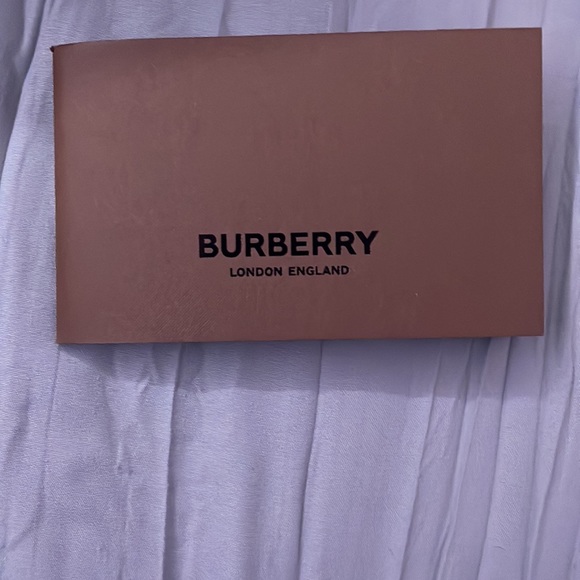 Burberry Mens Sunglasses - Picture 7 of 8